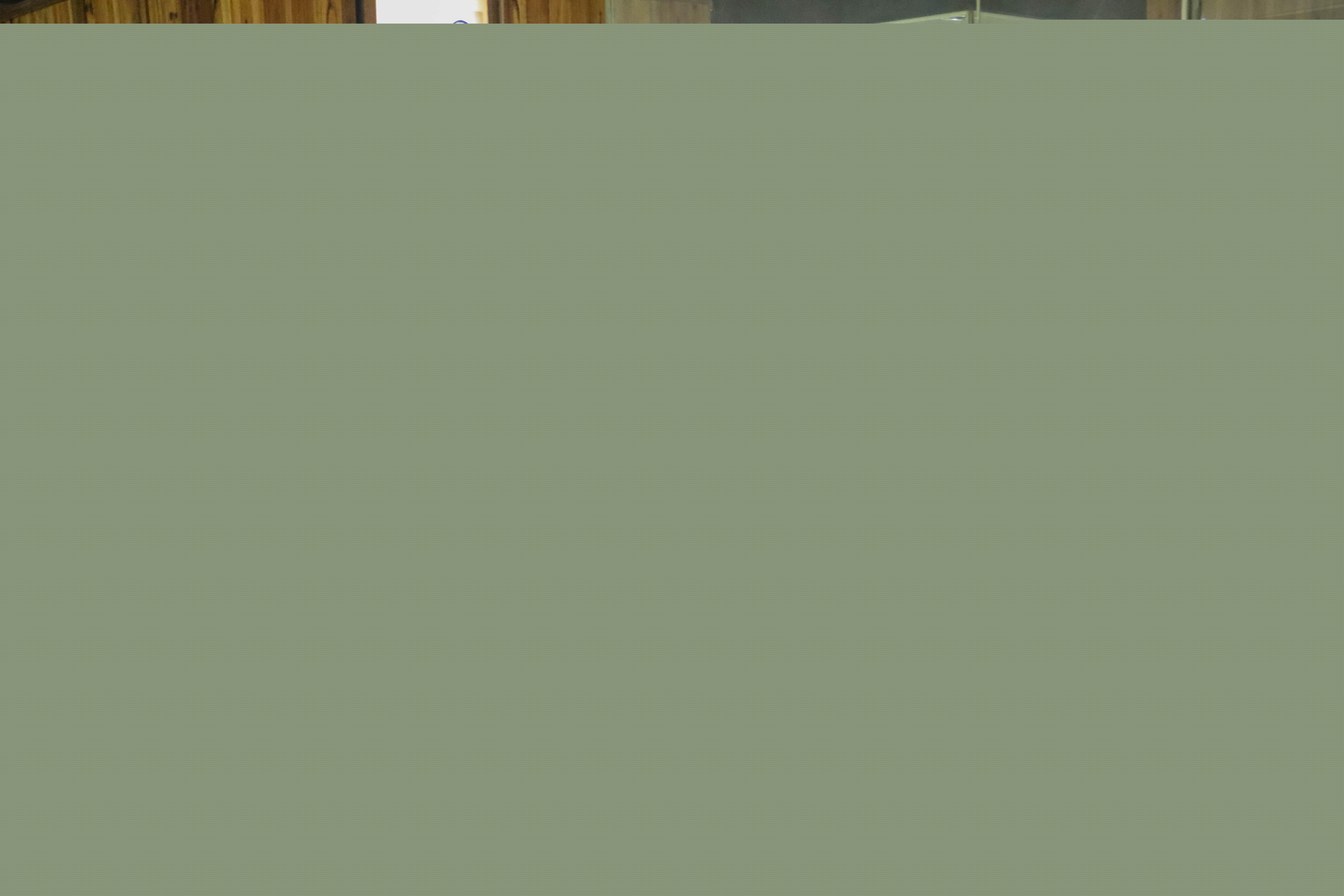 da9ce21ab19d4de0a58bbce679c0d10e.jpg